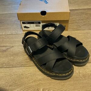 Dr. Martens Voss II Sandals- Size 9